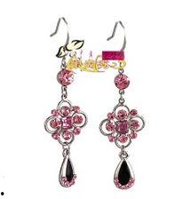 时尚耳环图片,时尚耳环演绎个性魅力